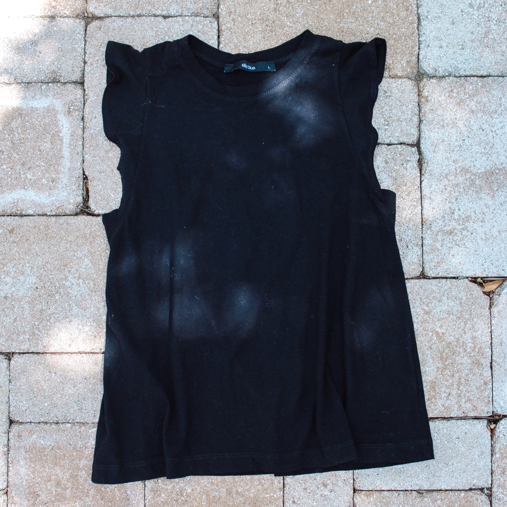 Black ruffle sleeve tank